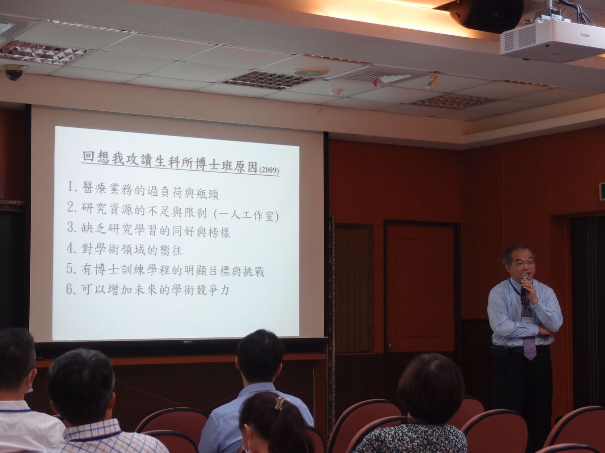 高雄聯合醫院心臟內科部部長賴奇正，主講「醫療對生物科學的期待」。圖片
