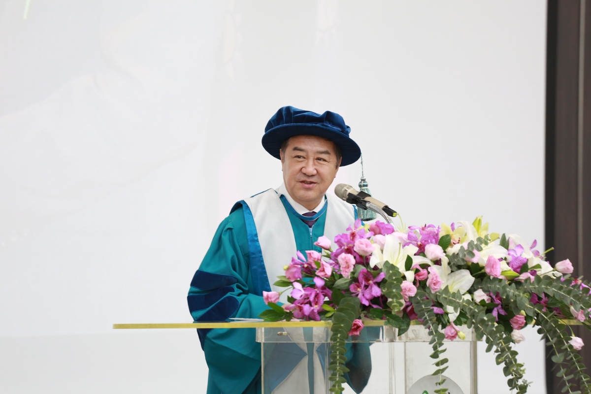 舊振南食品股份有限公司董事長、中山大學傑出校友李雄慶致詞圖片